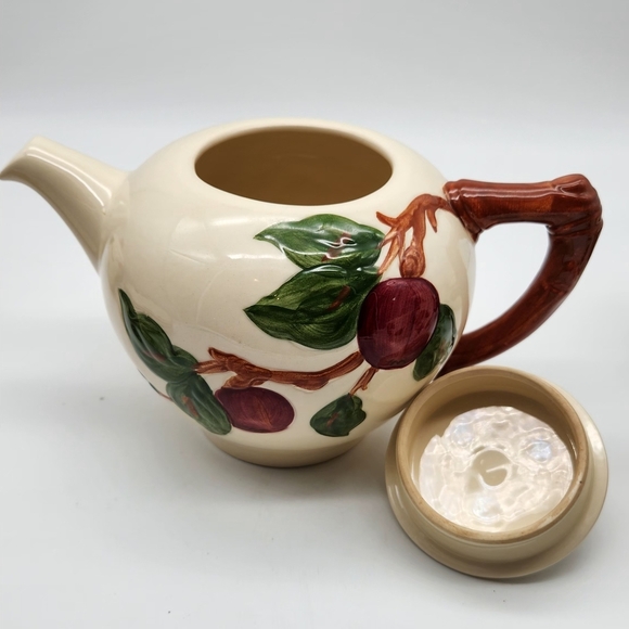 Vintage Franciscan Apple Pattern Tea Set. Oven Safe. - Picture 5 of 14